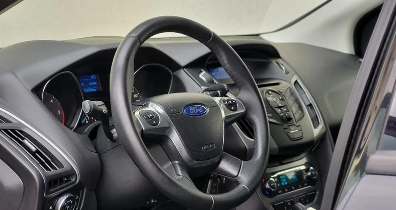 Ford Focus cena 25900 przebieg: 212000, rok produkcji 2012 z Rogoźno małe 562